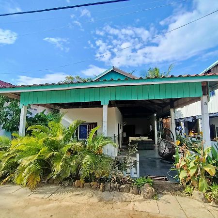 Sam'S Guesthouse M'Pai Bay Ко-Ронг-Самлоем Екстер'єр фото