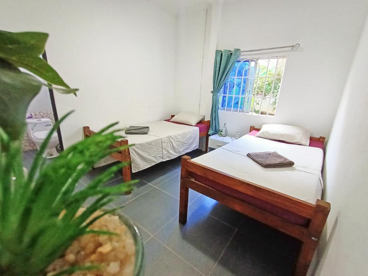Sam'S Guesthouse M'Pai Bay Ко-Ронг-Самлоем Екстер'єр фото