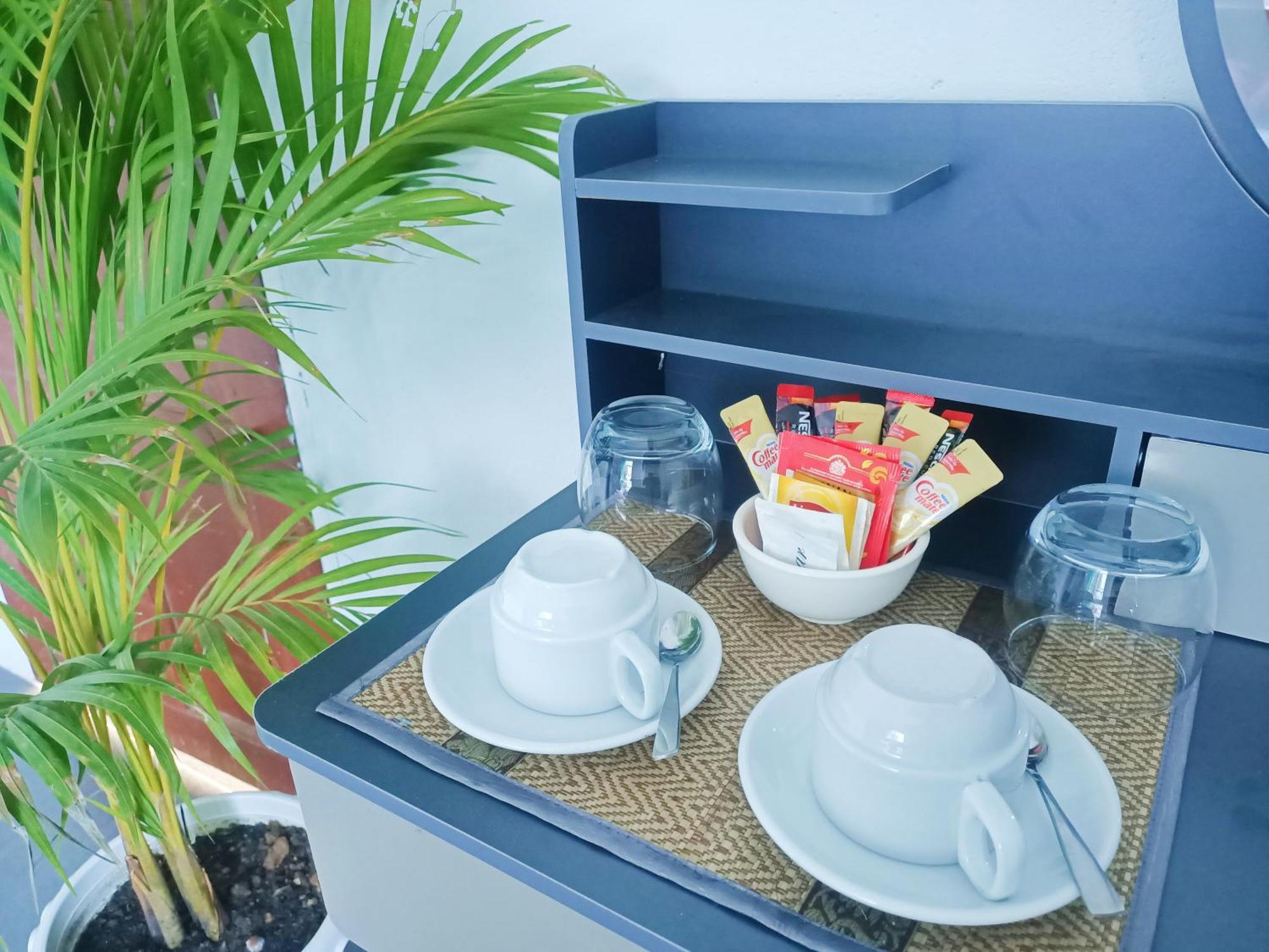 Sam'S Guesthouse M'Pai Bay Ко-Ронг-Самлоем Екстер'єр фото